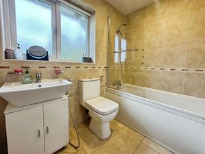 Bathroom- click for photo gallery